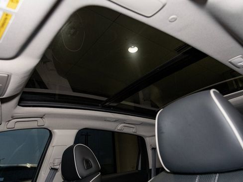 Used 2023 Acura RDX AWD w/ Advance Package image 21