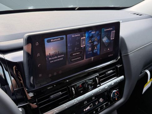 New 2026 Nissan Pathfinder SV AWD/4WD image 26