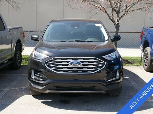 Used 2022 Ford Edge SEL w/ Convenience Package image 2