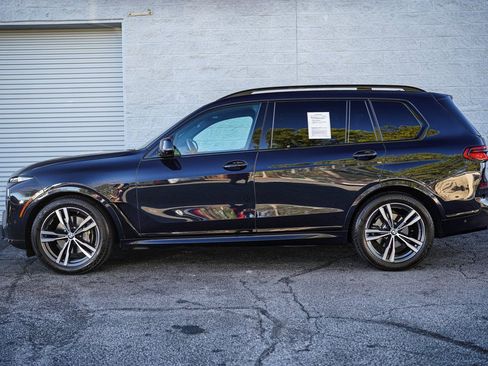 Used 2023 BMW X7 xDrive40i w/ M Sport Package image 9