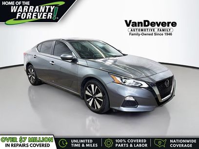 Used 2022 Nissan Altima 2.5 SV w/ SV Premium Package
