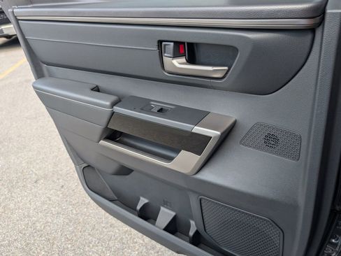 New 2026 Toyota Tundra Limited AWD/4WD image 29