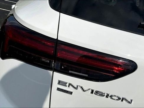 Used 2023 Buick Envision Essence image 23