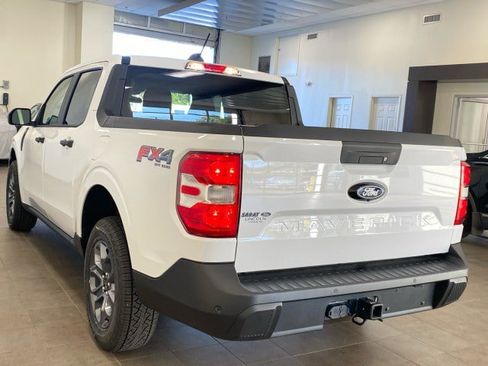 New 2025 Ford Maverick XLT w/ XLT Luxury Package AWD/4WD image 5