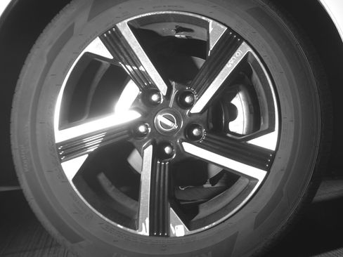 Used 2025 Nissan Sentra SV image 13