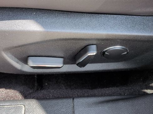 Used 2019 Ford Fusion SE w/ Equipment Group 151A FWD image 20
