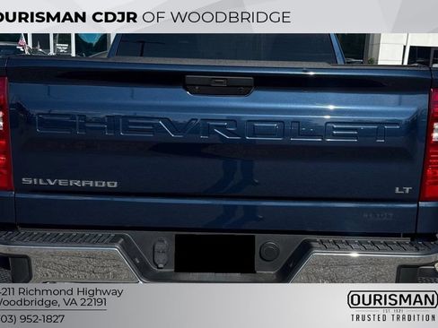 Used 2021 Chevrolet Silverado 1500 LT AWD/4WD image 6