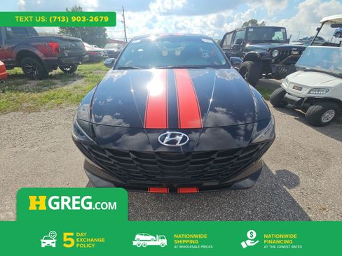 Used 2022 Hyundai Elantra SEL w/ Convenience Package FWD image 1