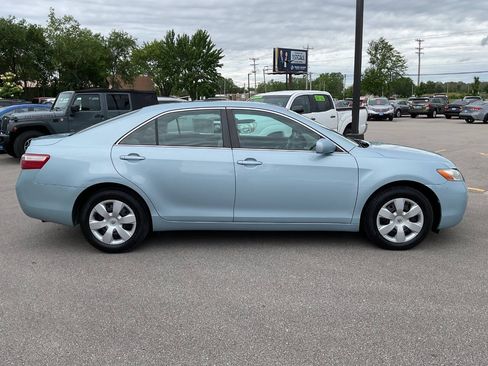 Used 2008 Toyota Camry LE FWD image 8