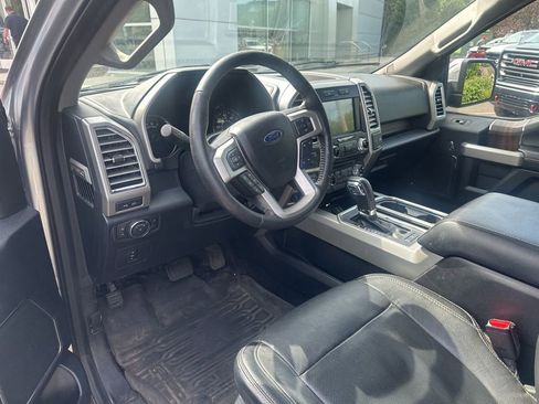 Used 2016 Ford F150 Lariat w/ Equipment Group 502A Luxury RWD image 4