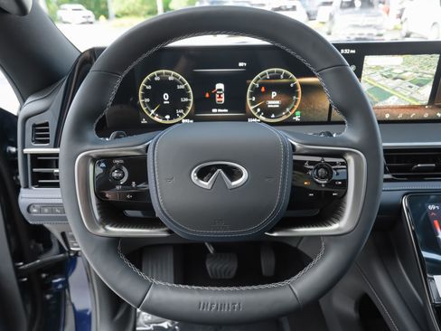 Certified 2026 INFINITI QX80 4WD w/ Sport Exterior Package image 9