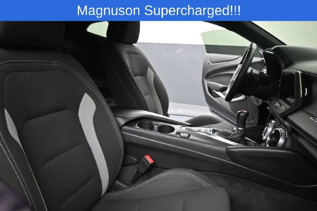 Used 2017 Chevrolet Camaro SS RWD image 22