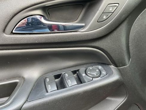 Used 2019 Chevrolet Equinox LT image 17