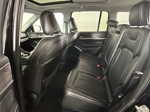 Used 2023 Jeep Grand Cherokee 4WD 4xe w/ Luxury Tech Group II image 26