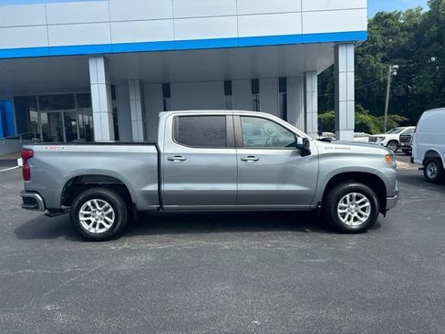 Used 2024 Chevrolet Silverado 1500 LT AWD/4WD image 21