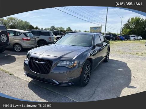 Used 2018 Chrysler 300 S w/ 300S Premium Group image 1