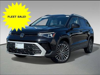 Used 2025 Volkswagen Taos SE