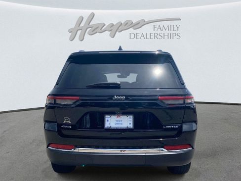 Used 2022 Jeep Grand Cherokee Limited AWD/4WD image 4