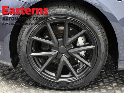 Used 2023 Tesla Model 3 Standard Range RWD image 28