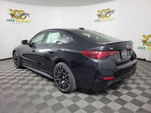 New 2026 BMW i4 xDrive40i image 5