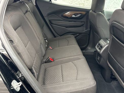 Used 2020 GMC Terrain SLE w/ Driver Convenience Package image 9