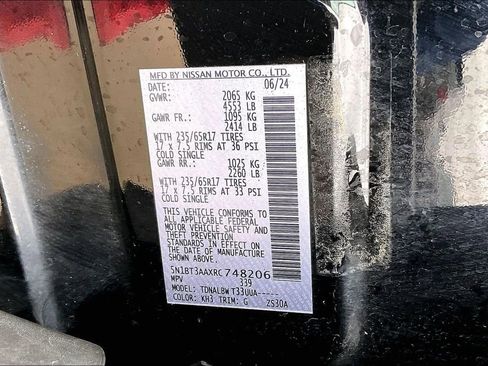 Used 2024 Nissan Rogue S FWD image 34