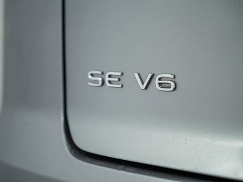 Used 2022 Volkswagen Atlas Cross Sport SE AWD/4WD image 11