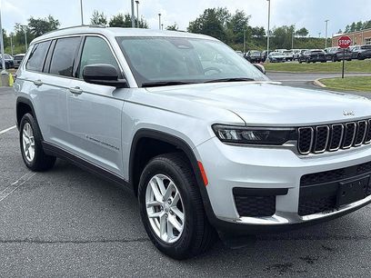 Used 2023 Jeep Grand Cherokee L Laredo