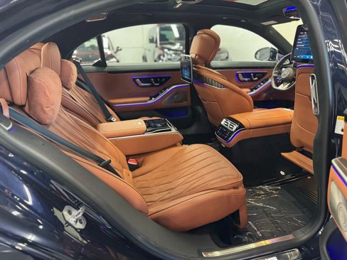 Used 2024 Mercedes-Benz S 63 AMG S image 34