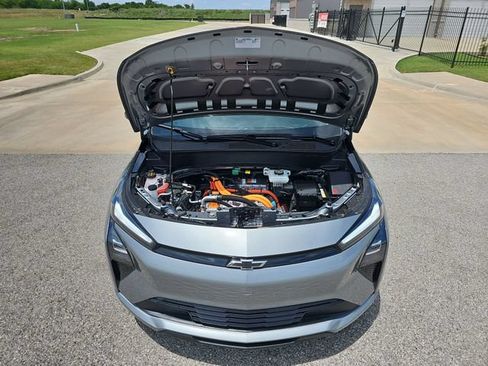New 2027 Chevrolet Bolt LT FWD image 29