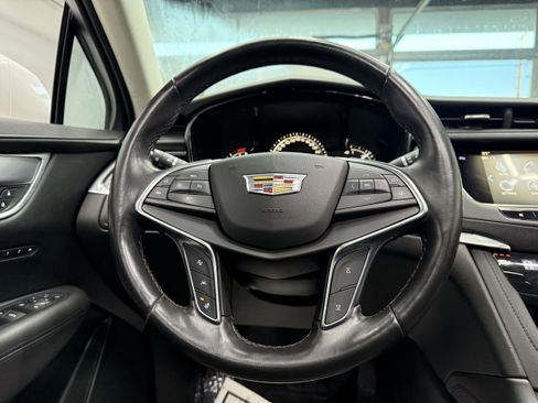 Used 2019 Cadillac XT5 Luxury image 15