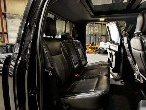 Used 2021 Ford F350 Lariat image 22