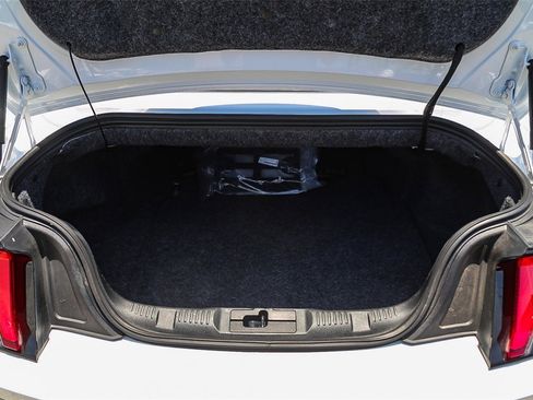 Used 2019 Ford Mustang GT Premium w/ Ford Safe & Smart Package image 30