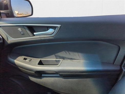 Used 2024 Ford Edge SEL image 27