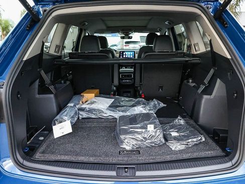 New 2026 Volkswagen Atlas SE image 18