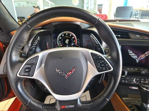 Used 2016 Chevrolet Corvette Z06 w/ 3LZ Preferred Equipment Group RWD image 12
