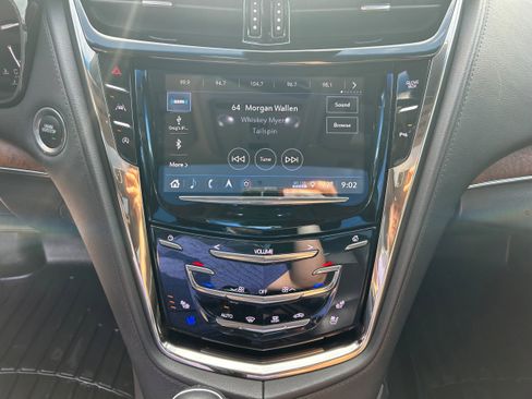 Used 2019 Cadillac CTS Luxury RWD image 22