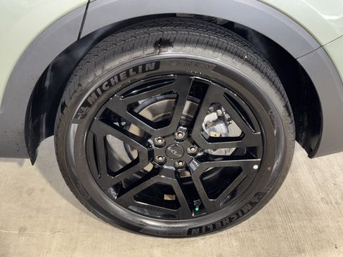 Used 2025 Kia Telluride SX Prestige X-Line AWD/4WD image 37