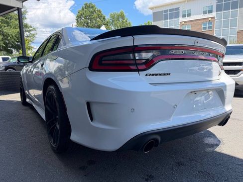 Used 2020 Dodge Charger Scat Pack w/ Dynamics Package RWD image 5