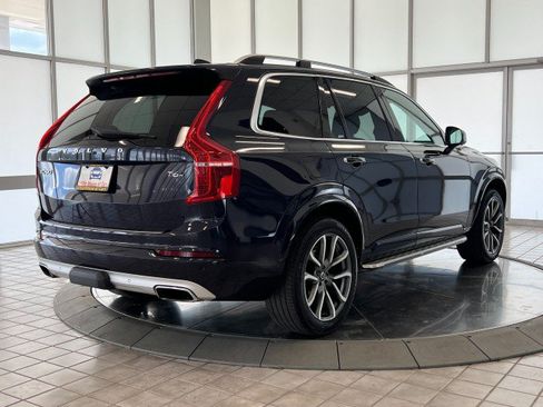 Used 2017 Volvo XC90 T6 Momentum w/ Vision Package AWD/4WD image 7