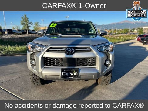 Used 2023 Toyota 4Runner TRD Off-Road Premium w/ Moonroof Package AWD/4WD image 2