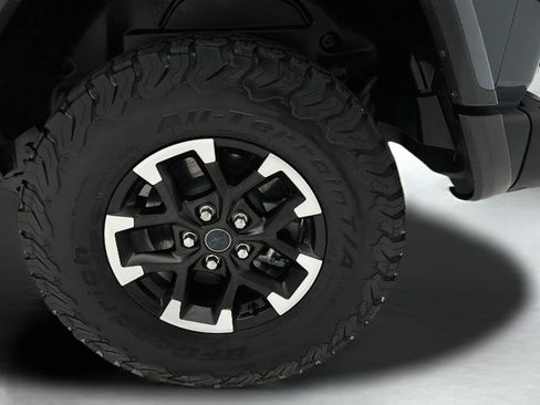 Used 2024 Jeep Wrangler Unlimited Rubicon 4xe AWD/4WD image 8
