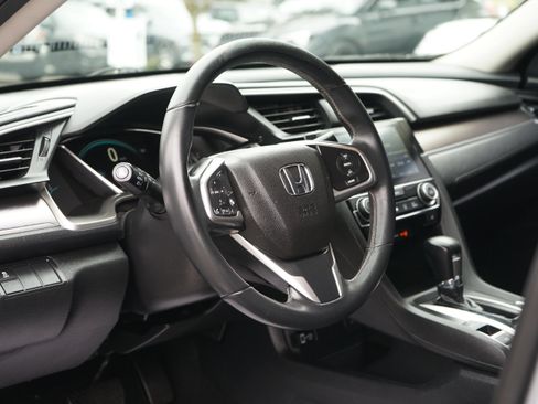 Used 2016 Honda Civic EX-L image 11