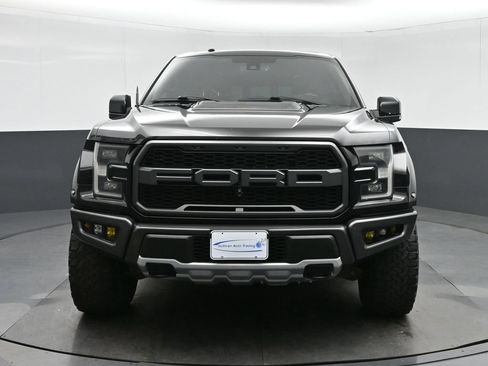 Used 2018 Ford F150 Raptor w/ Equipment Group 802A Luxury AWD/4WD image 2