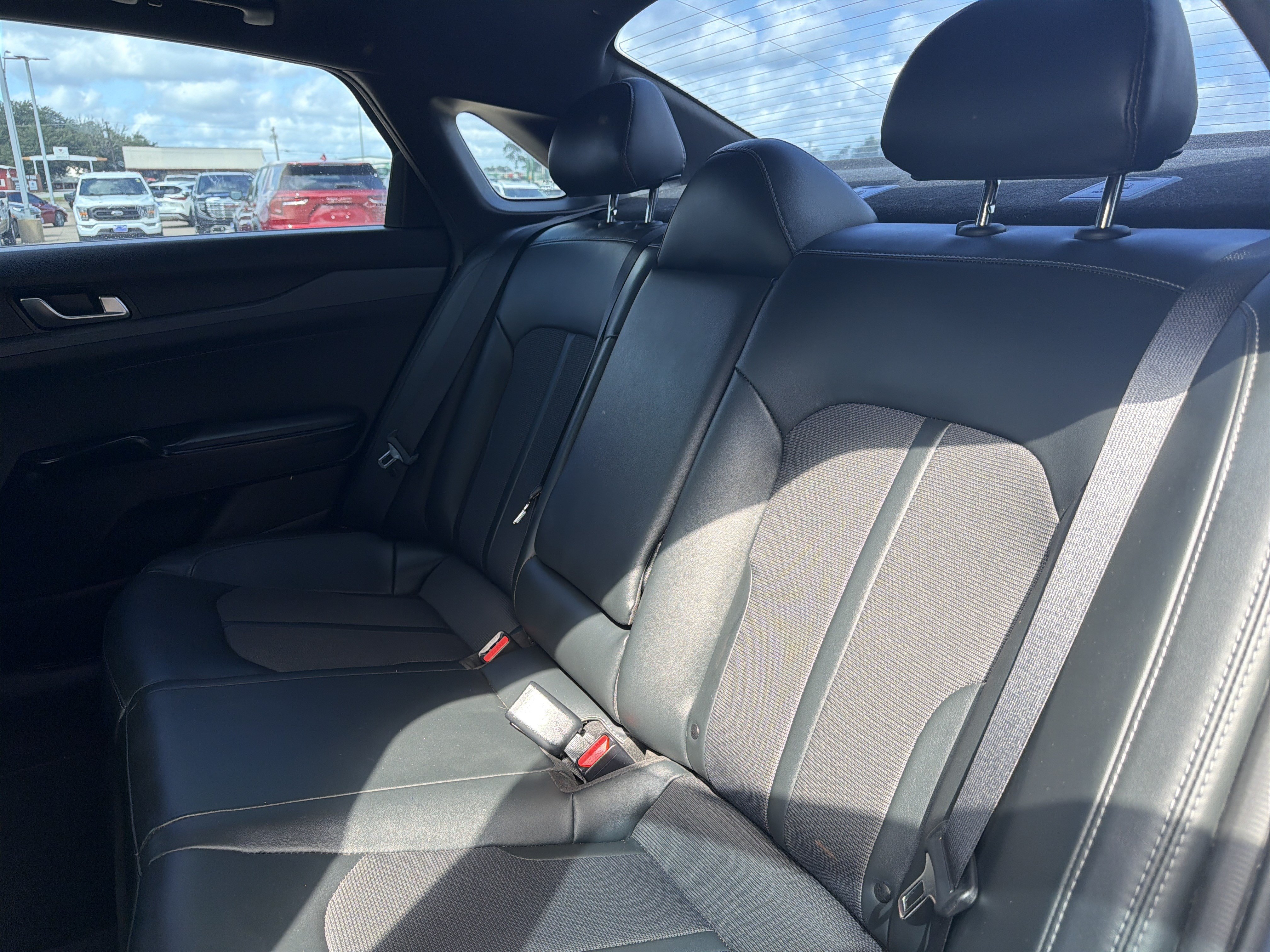 Used 2022 Kia K5 GT-Line w/ GT-Line FWD Premium Package image 6