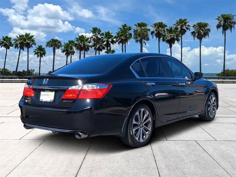 Used 2014 Honda Accord Sport image 4