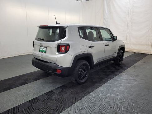 Used 2021 Jeep Renegade Sport AWD/4WD image 9