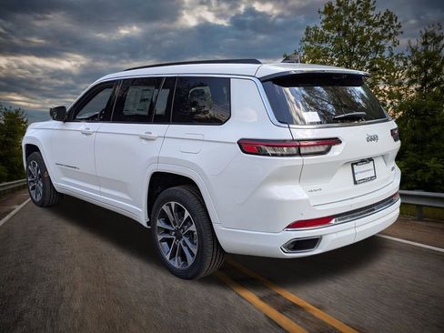 New 2025 Jeep Grand Cherokee L Overland w/ Advanced Protech Group III image 5