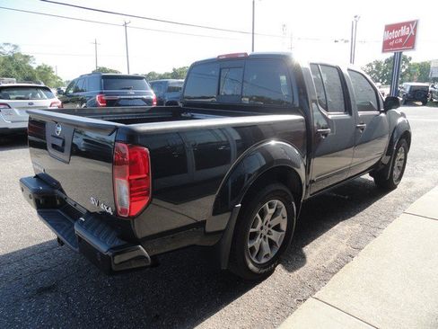 Used 2020 Nissan Frontier SV AWD/4WD image 7
