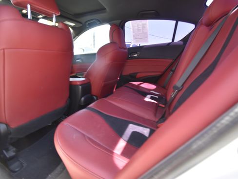 Used 2019 Acura ILX FWD image 10